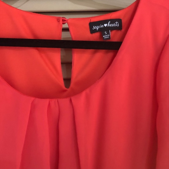 🆕 NÉW Coral Dress Sheer 3/4 Sleeves and Lace Hem - Picture 7 of 8